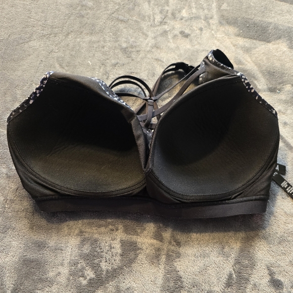 Victoria's Secret Lightweight Sports Bra Size 36 DD - Picture 5 of 11